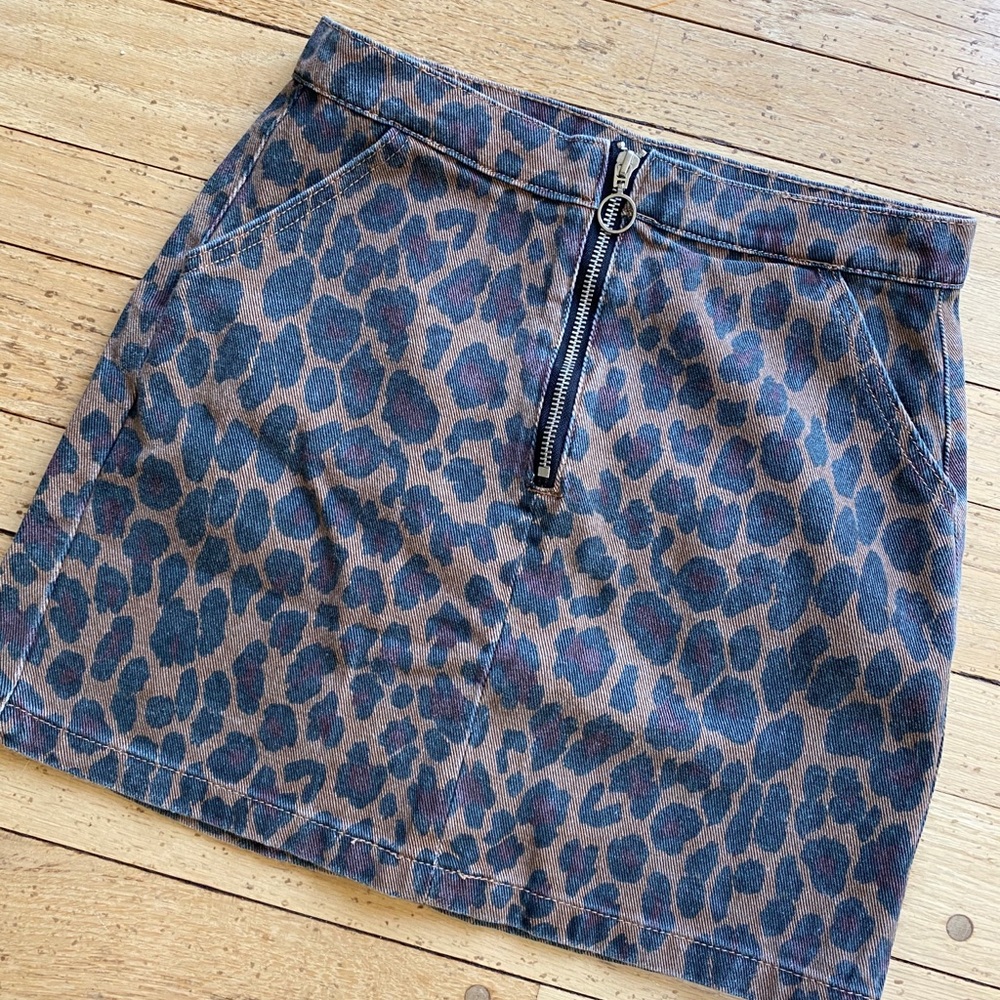Leopard print denim mini skirt